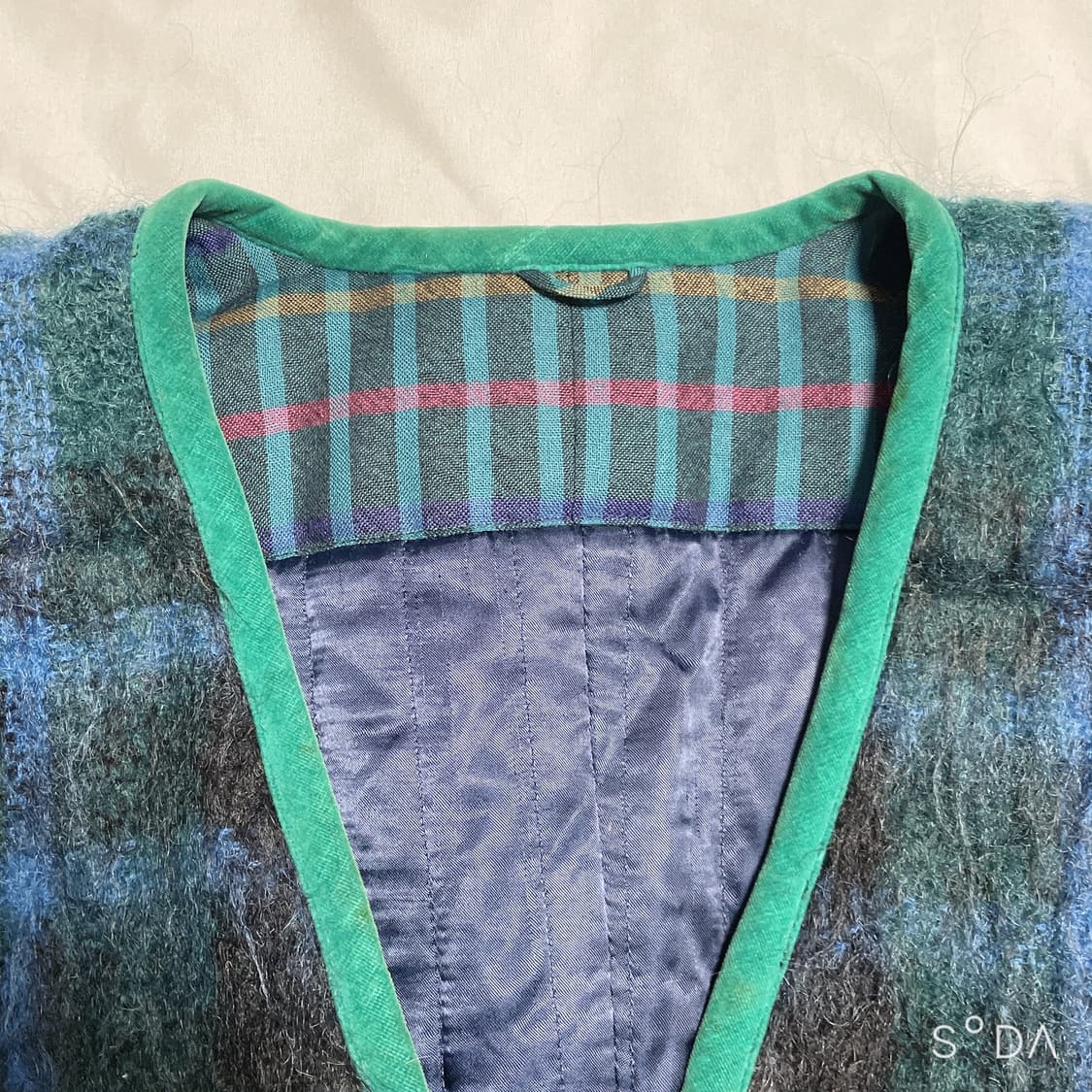 겐조 브이넥 체크 모헤어 가디건 M 상품이미지9