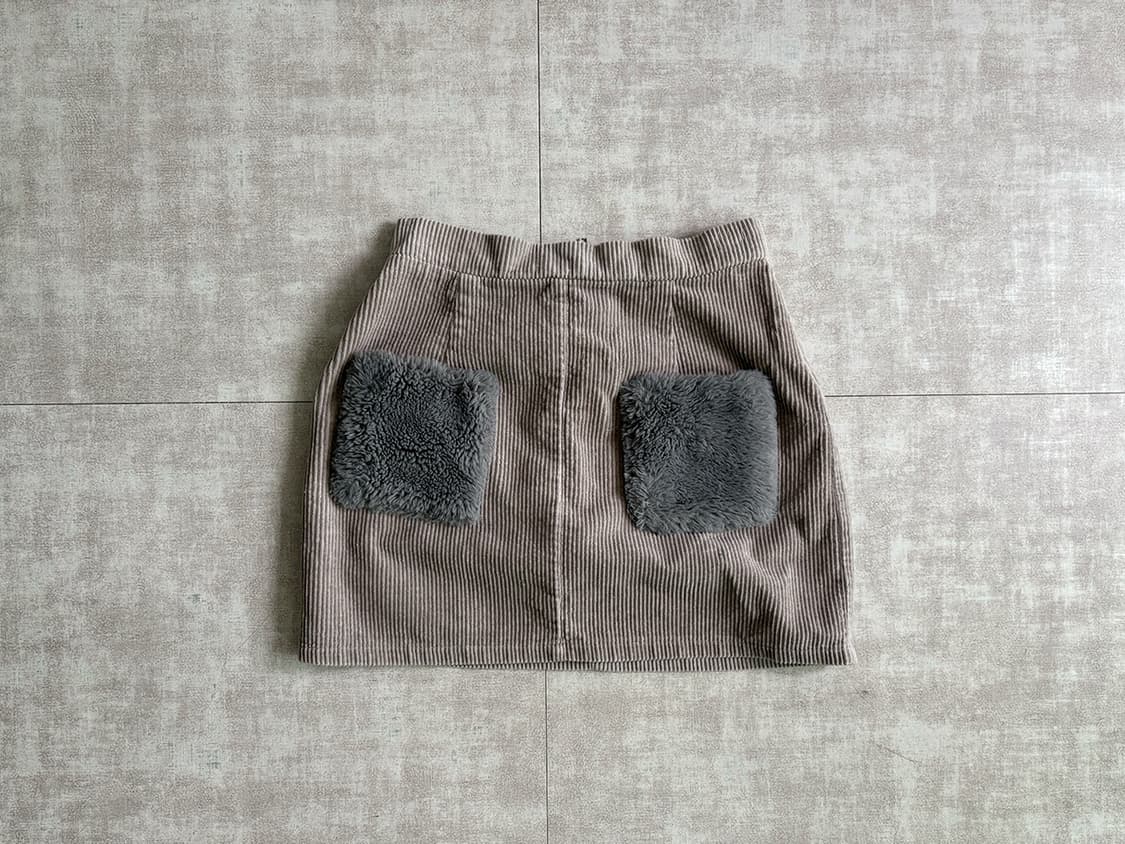 corduroy fur pocket skirt 상품이미지1