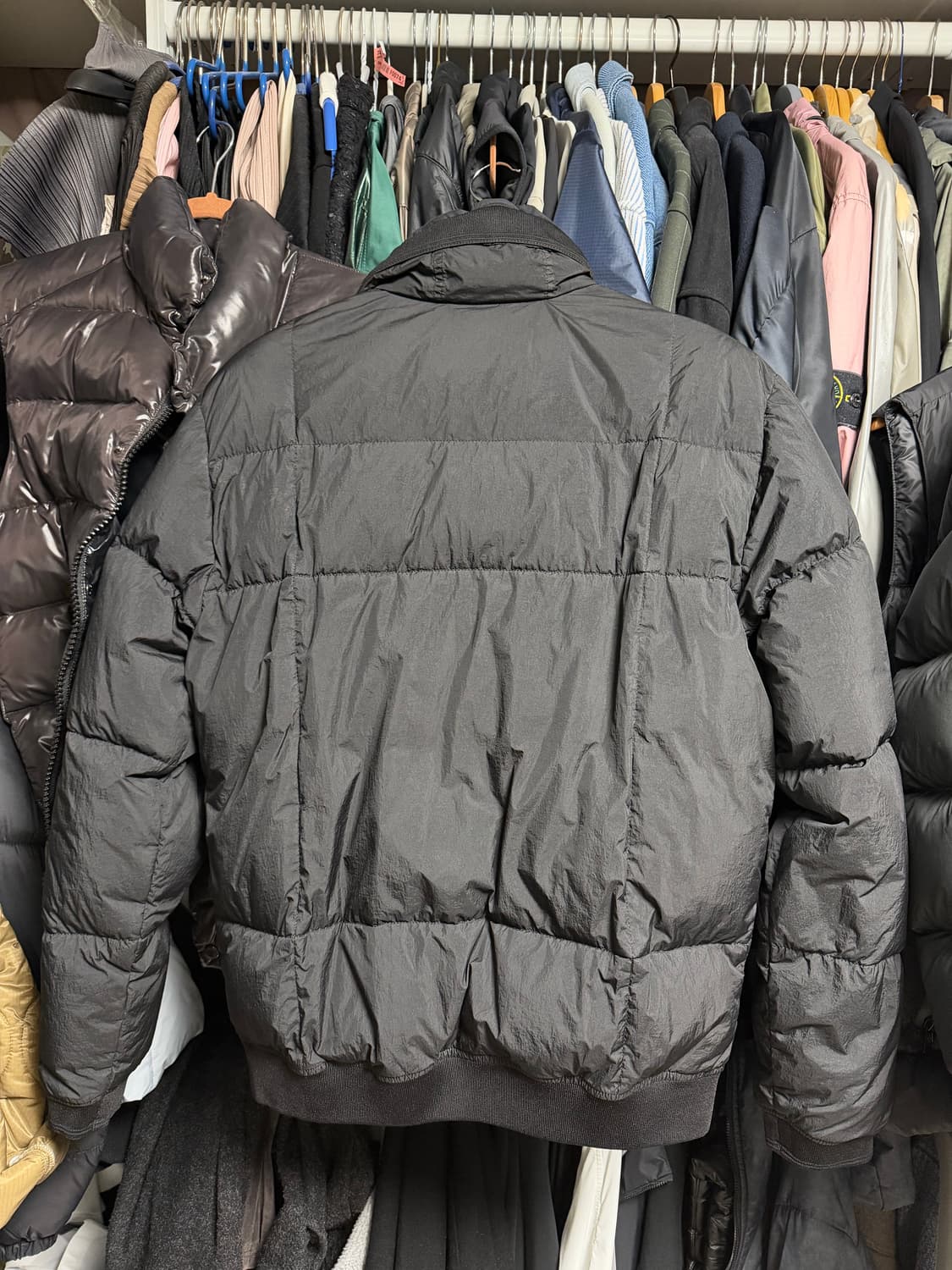 [L] 18fw 스톤아일랜드 블랙 크링클랩스 숏 패딩 상품이미지9