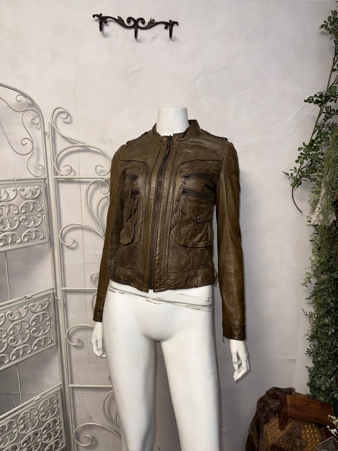 Maje ash brown lamb skin zipper jacket  상품이미지5