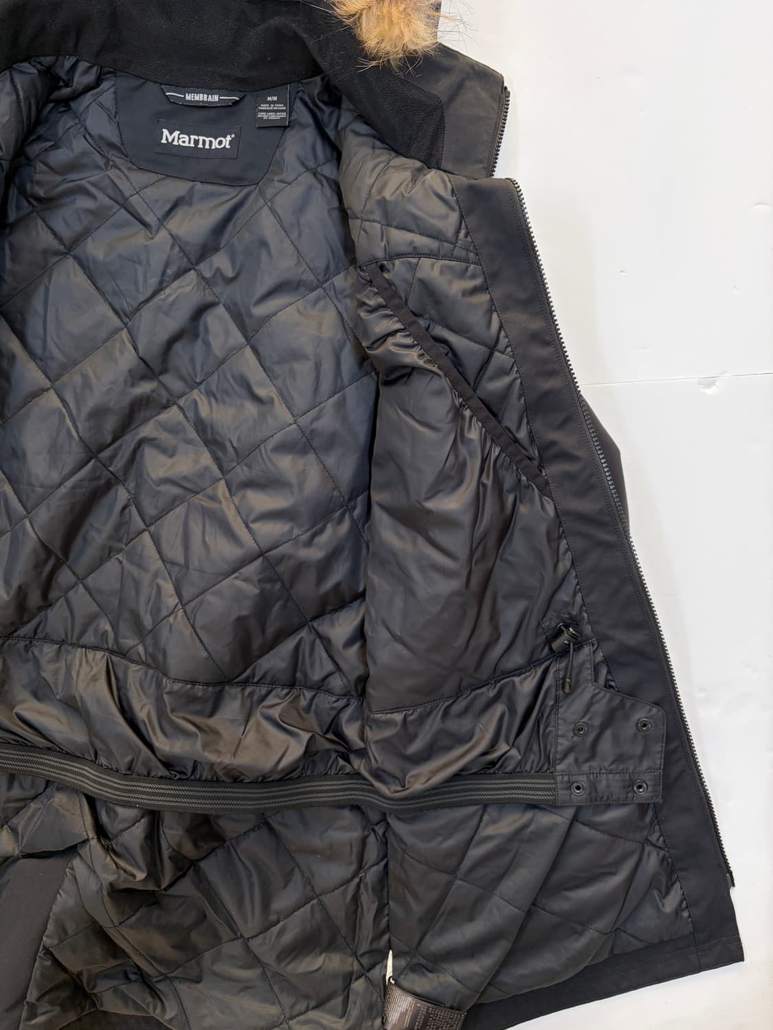 마모트 블랙 야상 자켓 상품이미지6