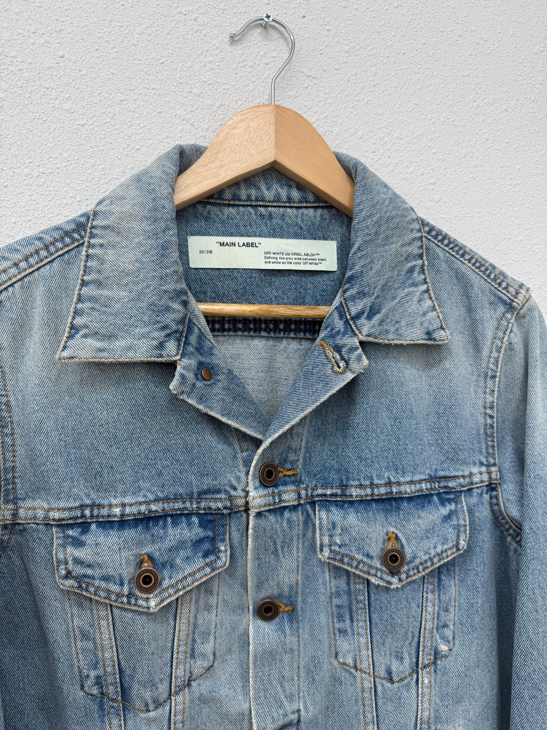 오프화이트 블리치드 데님 자켓 상품이미지2