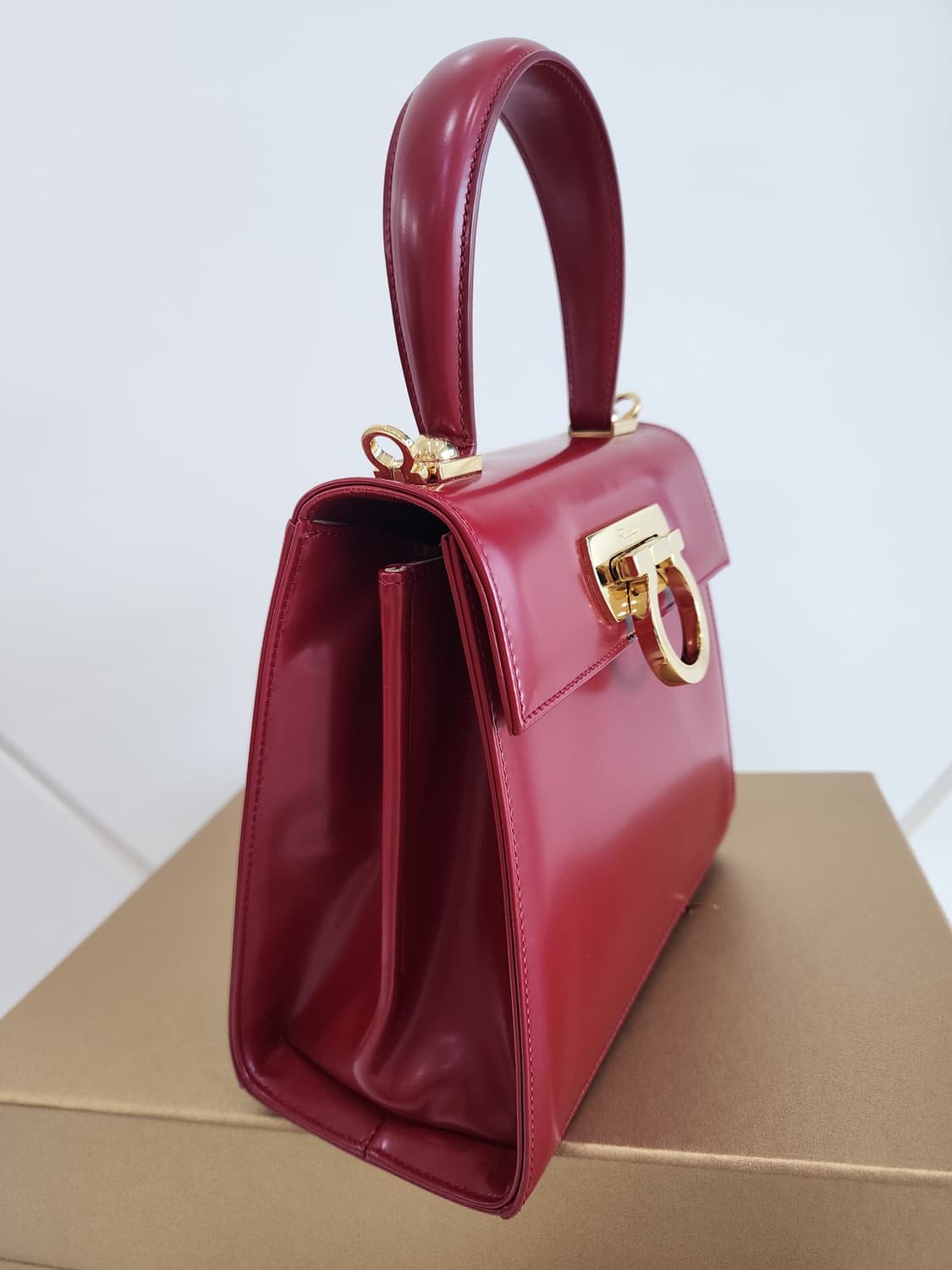 페라가모 탑핸들 켈리백(스몰) 상품이미지3
