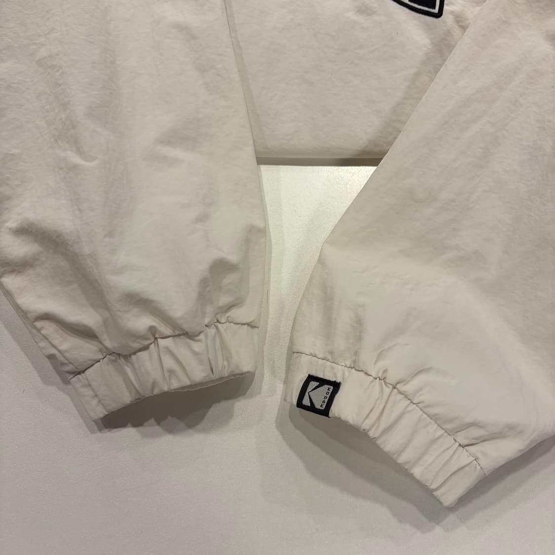 [XL] 코닥 나일론 웜업 맨투맨 화이트 C113 상품이미지9