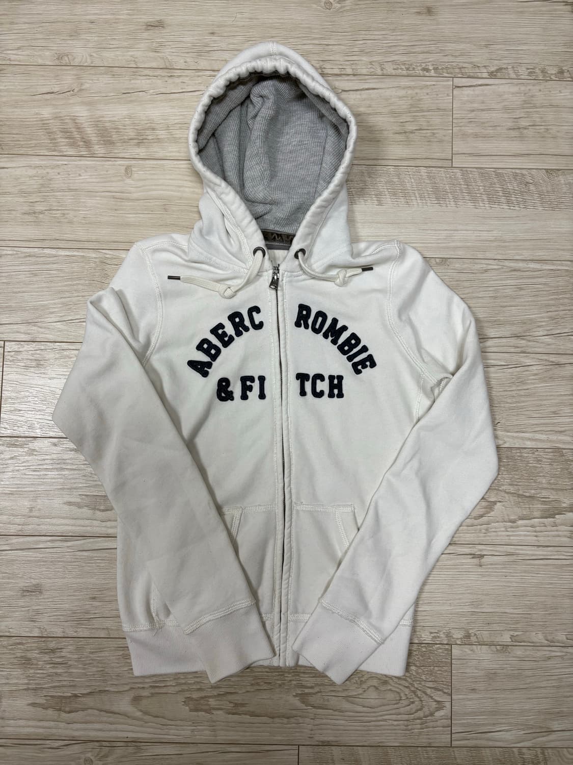 아베크롬비 딱붙핏 후드집업 화이트 m 상품이미지1
