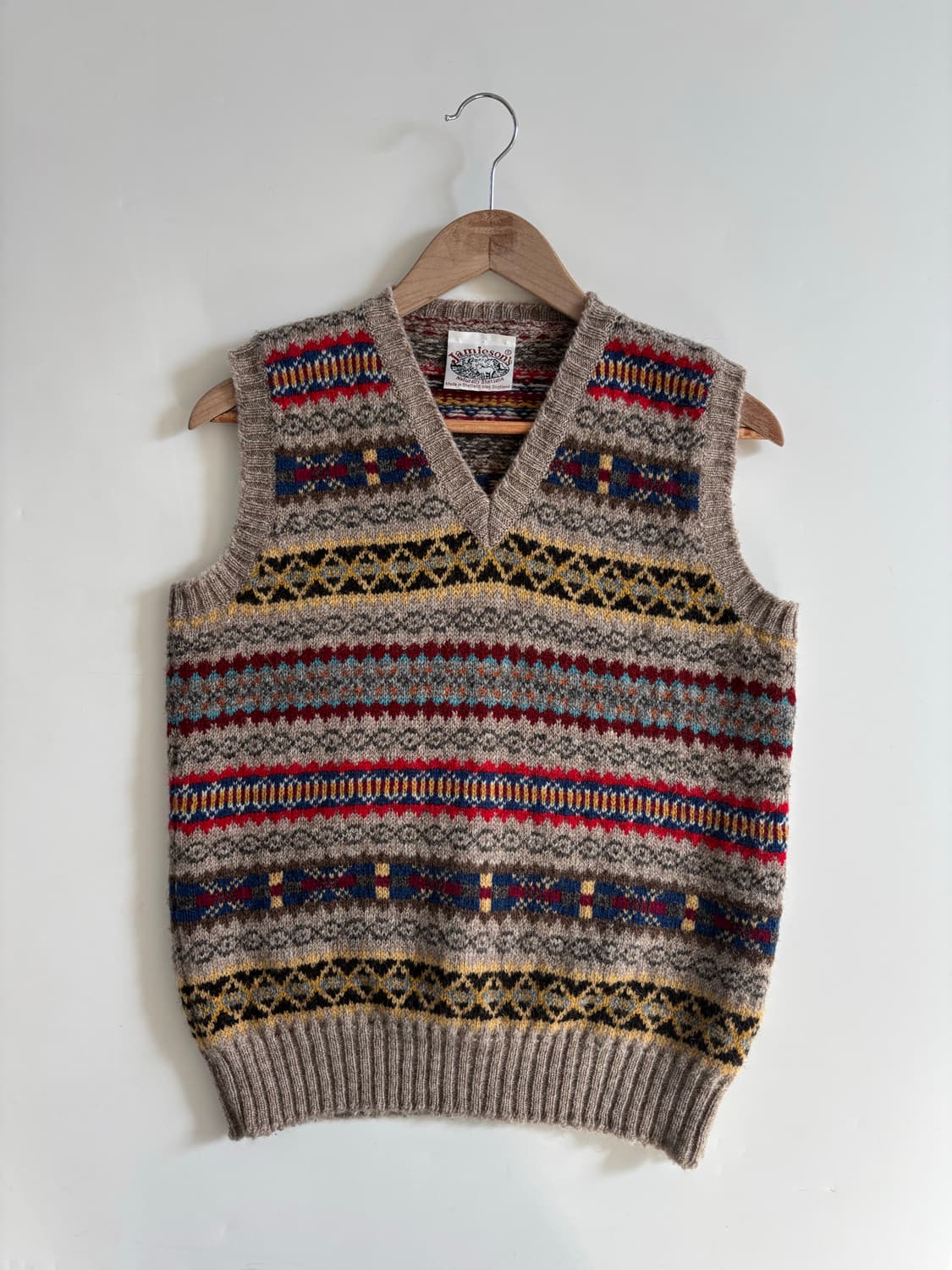 Jamieson’s 페어아일 울 니트 베스트 상품이미지3