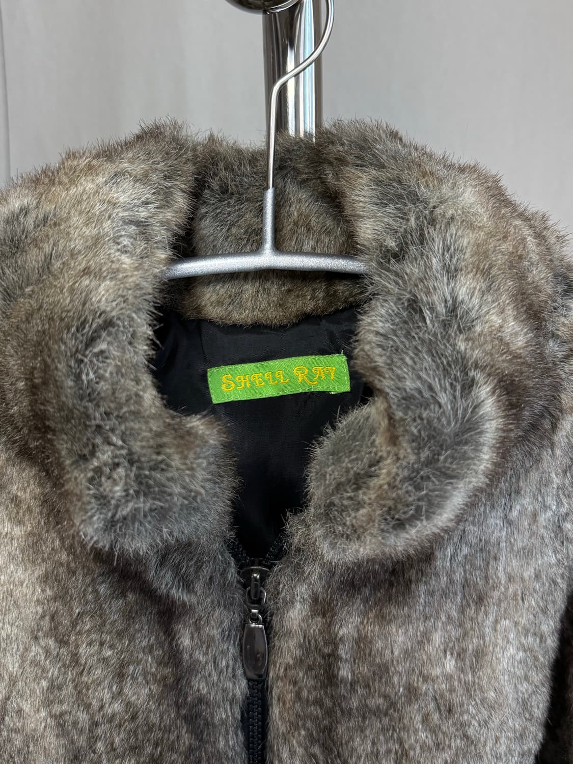 Shell Ray 페이크 퍼 자켓 상품이미지8