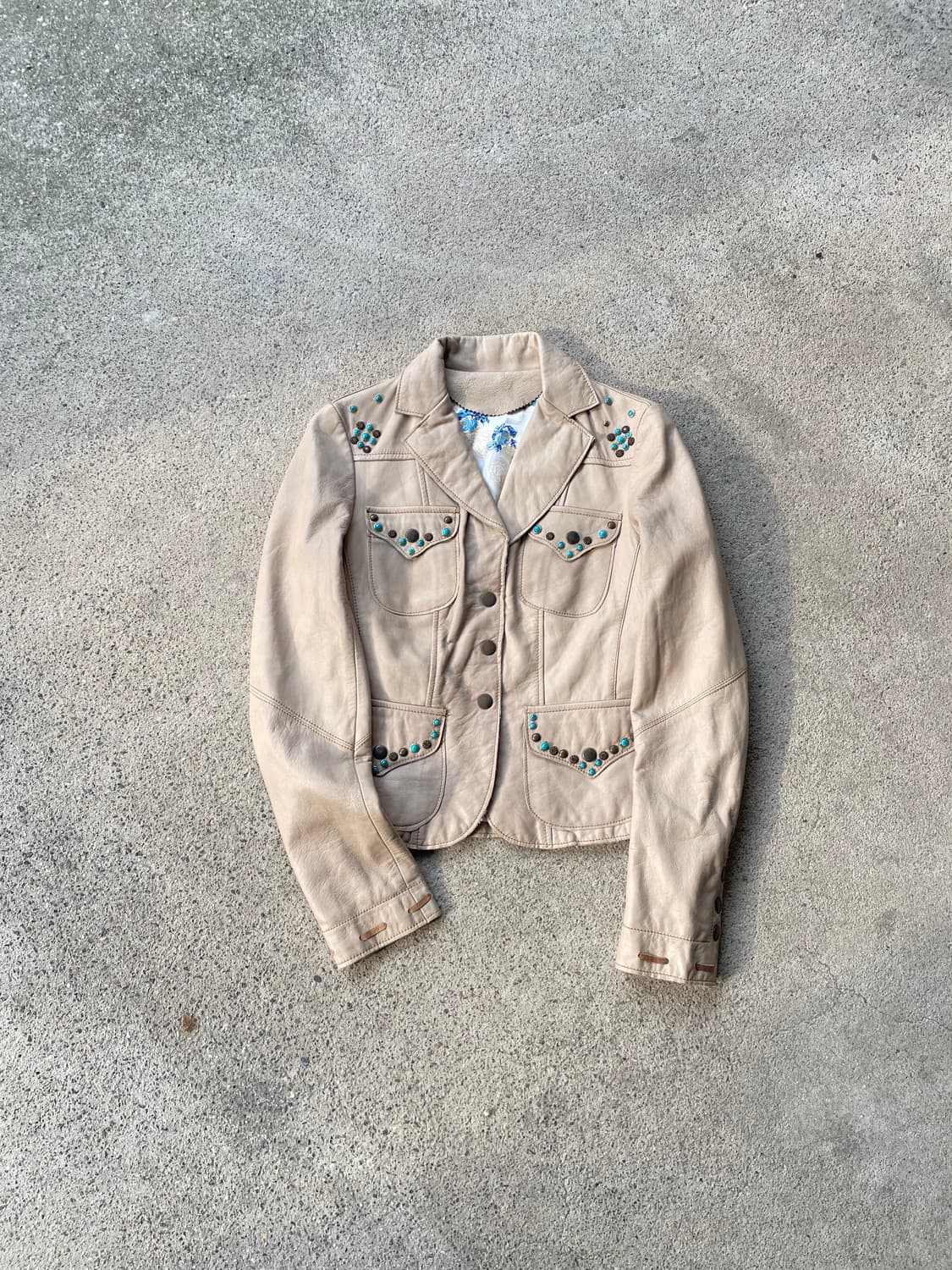 Beige túrkey stòne leather jacket 상품이미지1