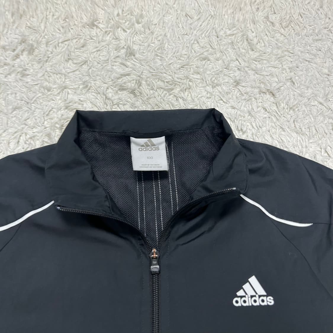 Adidas black windbreaker 상품이미지7