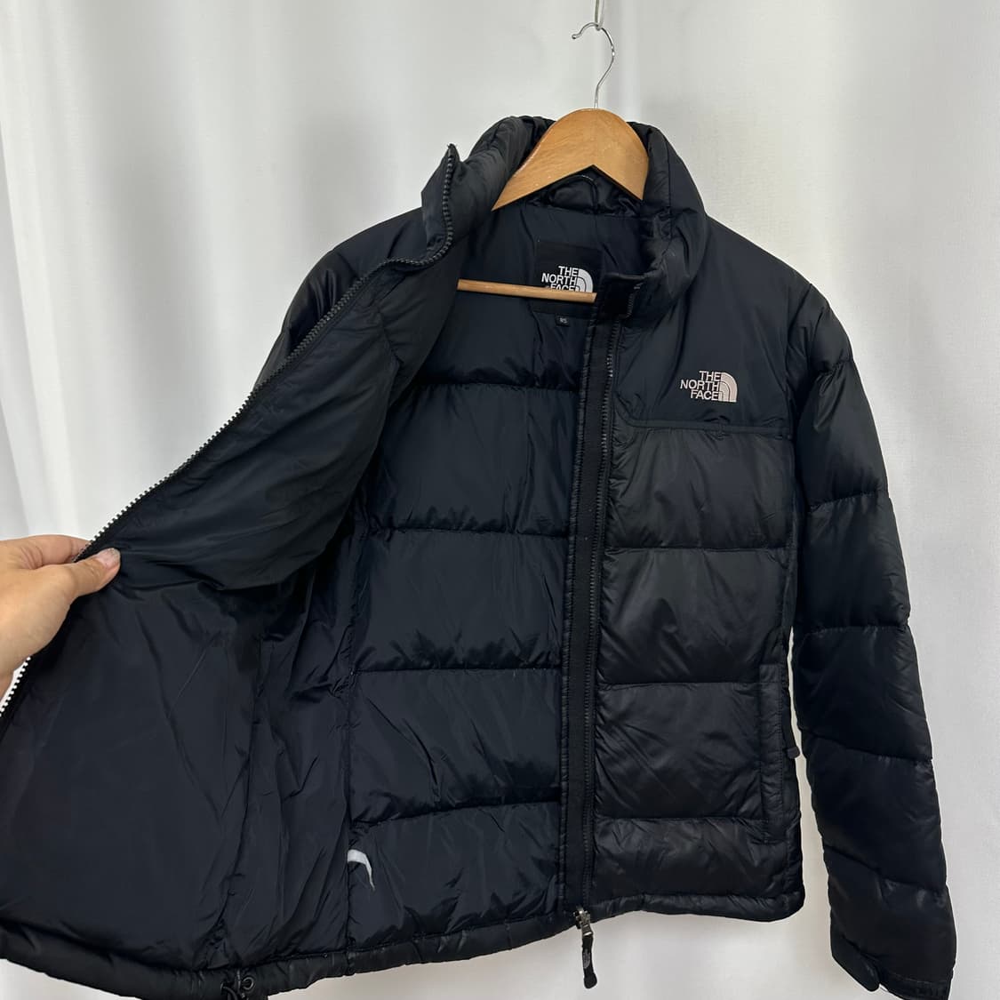  노스페이스 여자 패딩 거위털 검정 85 M 상품이미지7