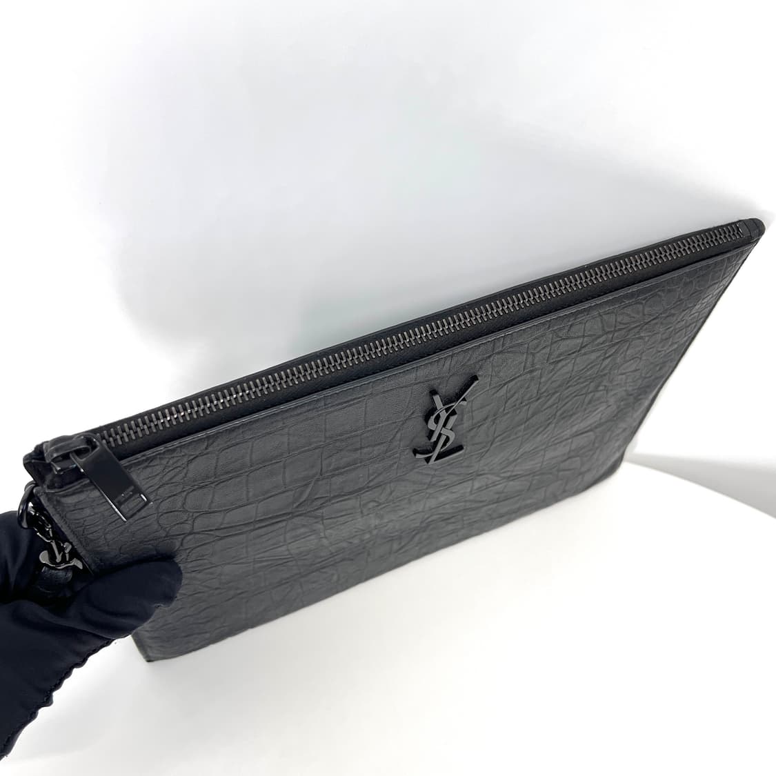 생로랑 모노그램 레더 클러치백 블랙 (667686) 상품이미지7