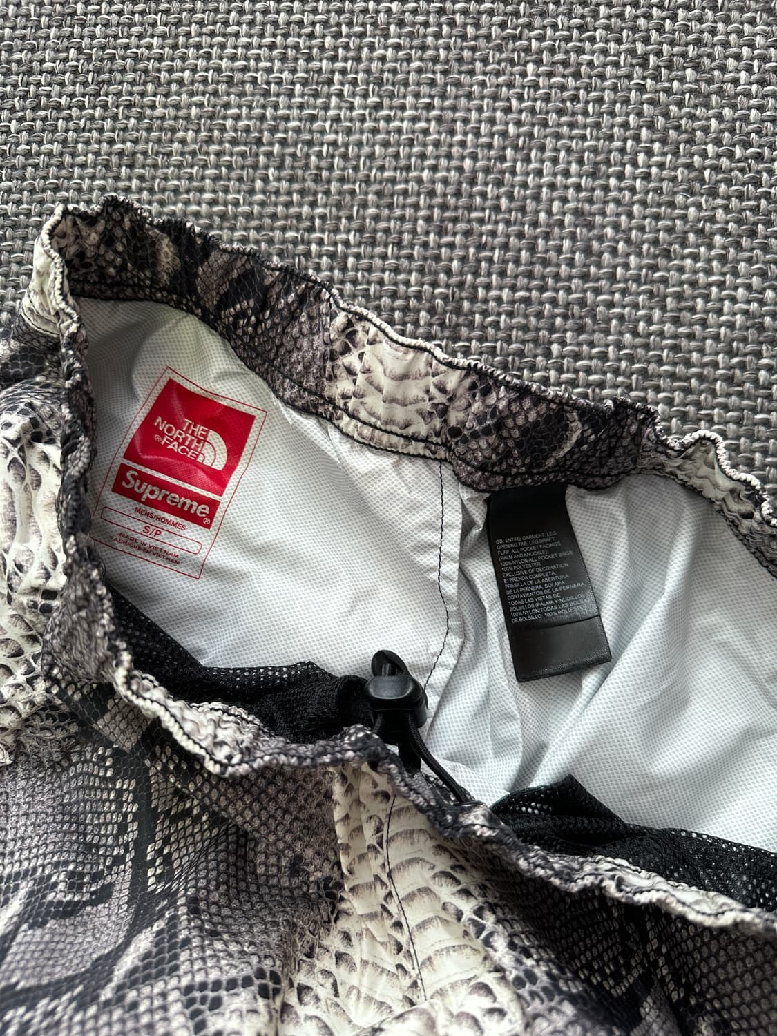 슈프림 노스페이스 스네이크 테이프 심 팬츠 상품이미지5