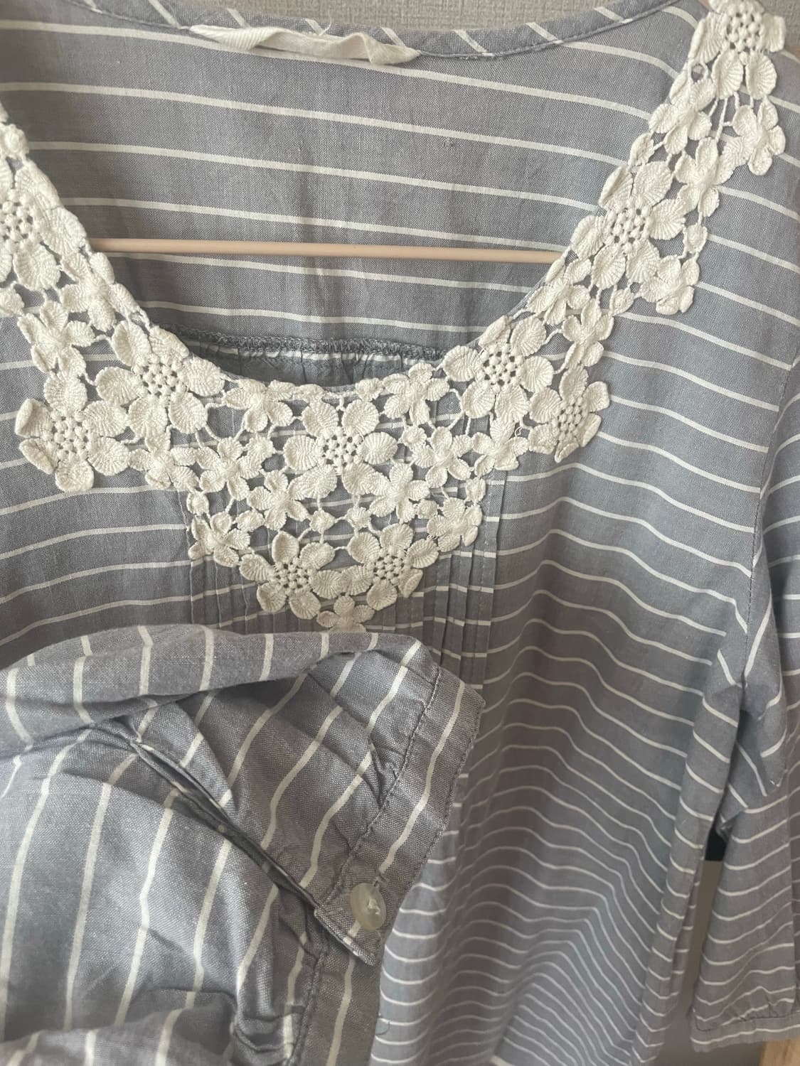 모리걸 빈티지 크로쉐 자수 블라우스 🎀🤍🩵 상품이미지3