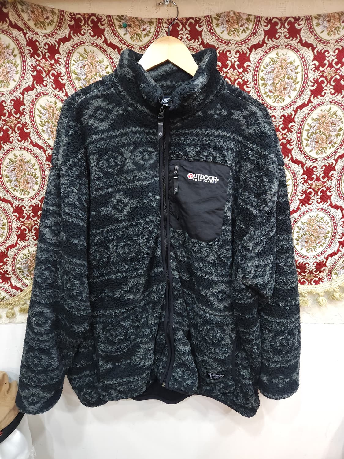 아웃도어프로덕트 윈터패턴 후리스 자켓 빅사이즈
​
 상품이미지2