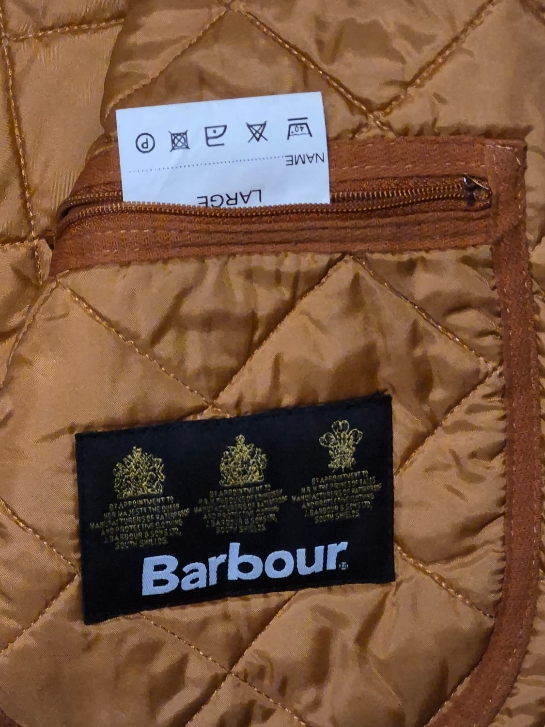 Barbour
Quilted Jacket
LIDDESDALE (L)
 상품이미지6