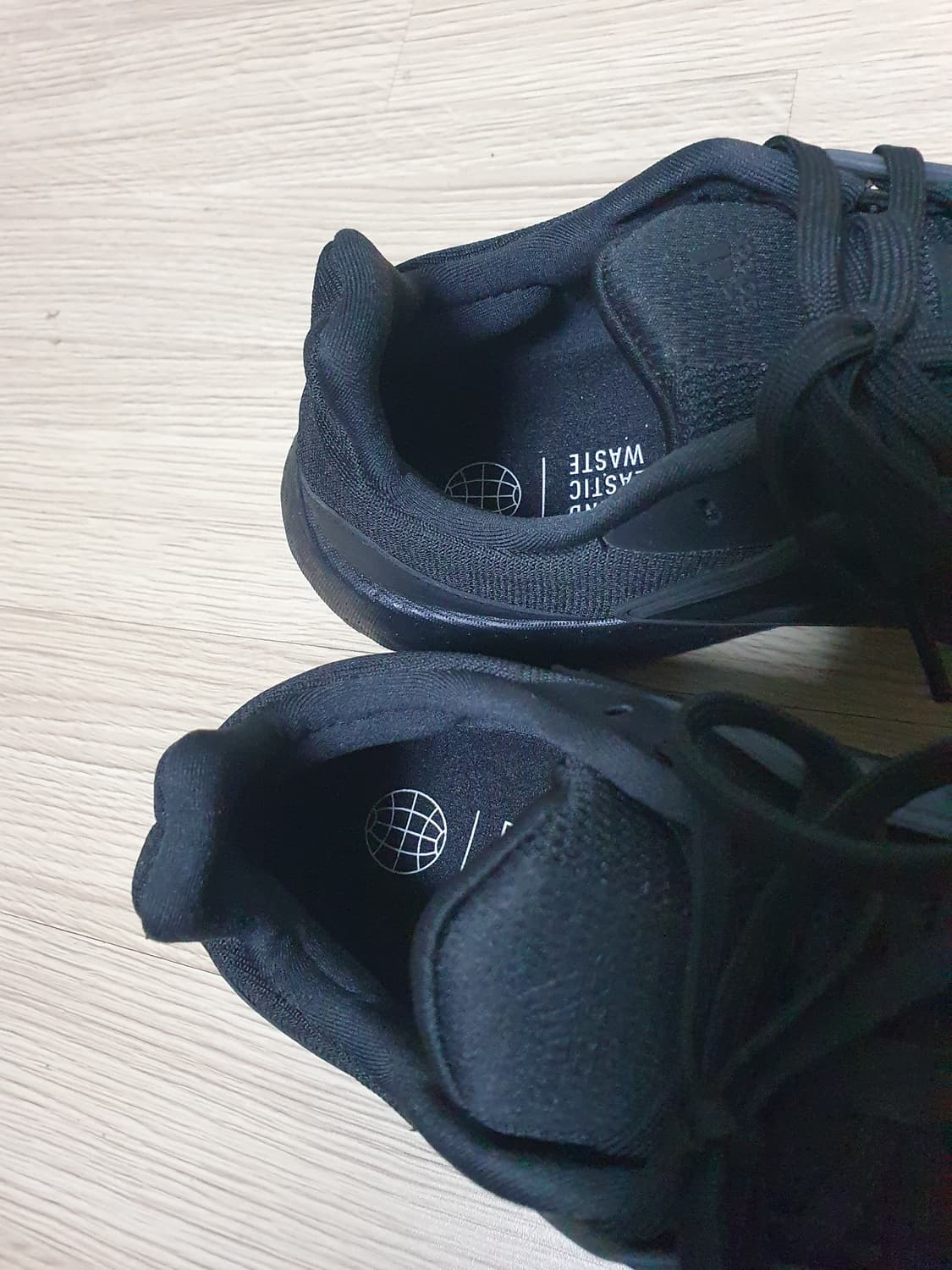 아디다스 울트라바운스 운동화 275 상품이미지8