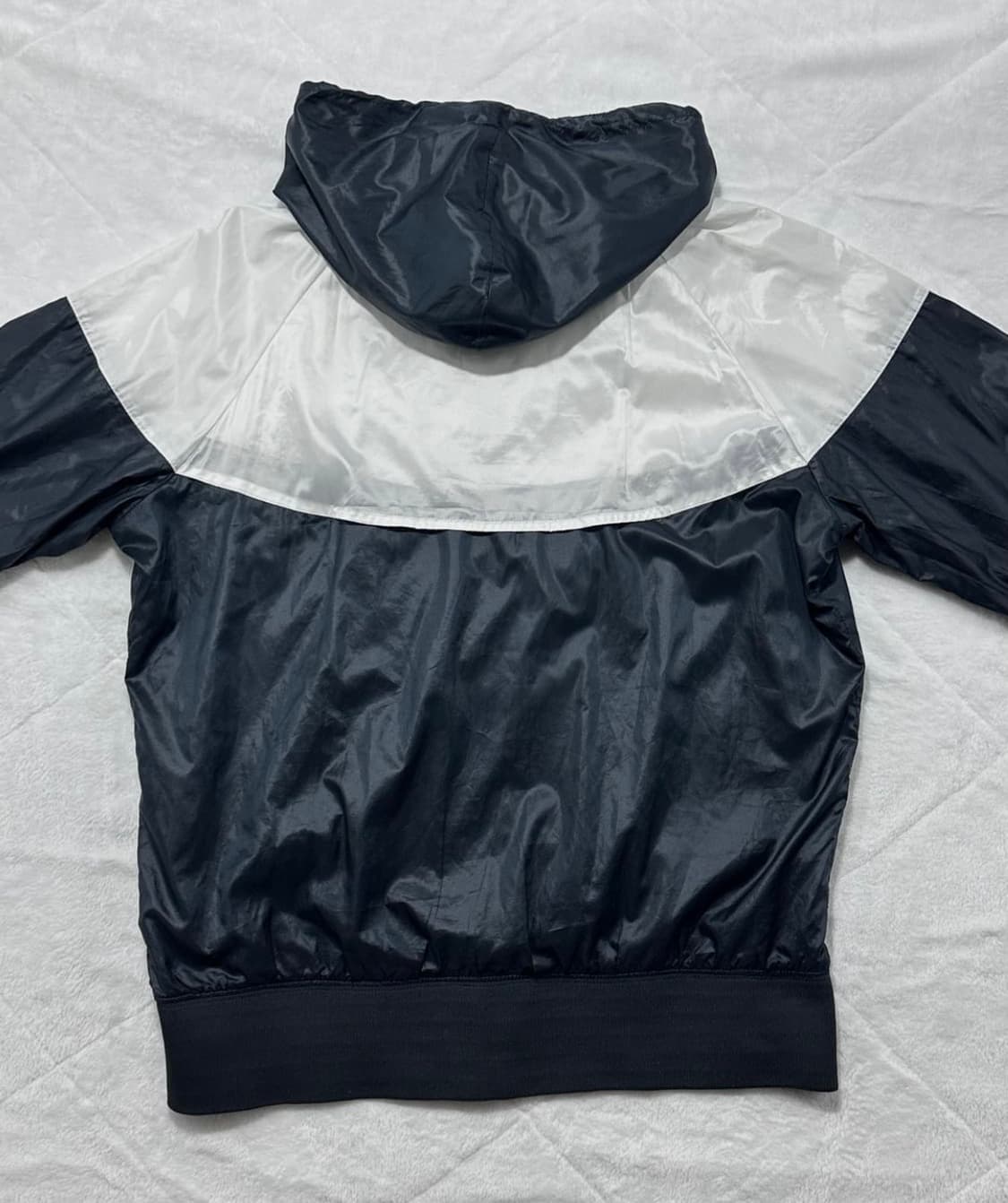 나이키 바람막이 상품이미지3