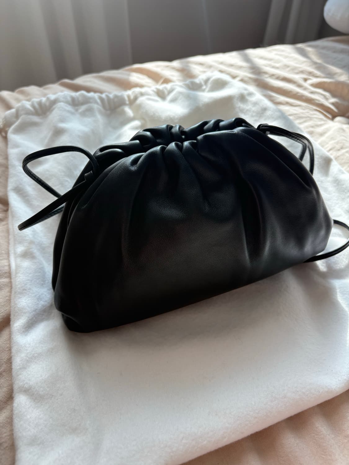 보테가베네타 만두백 미니 상품이미지4