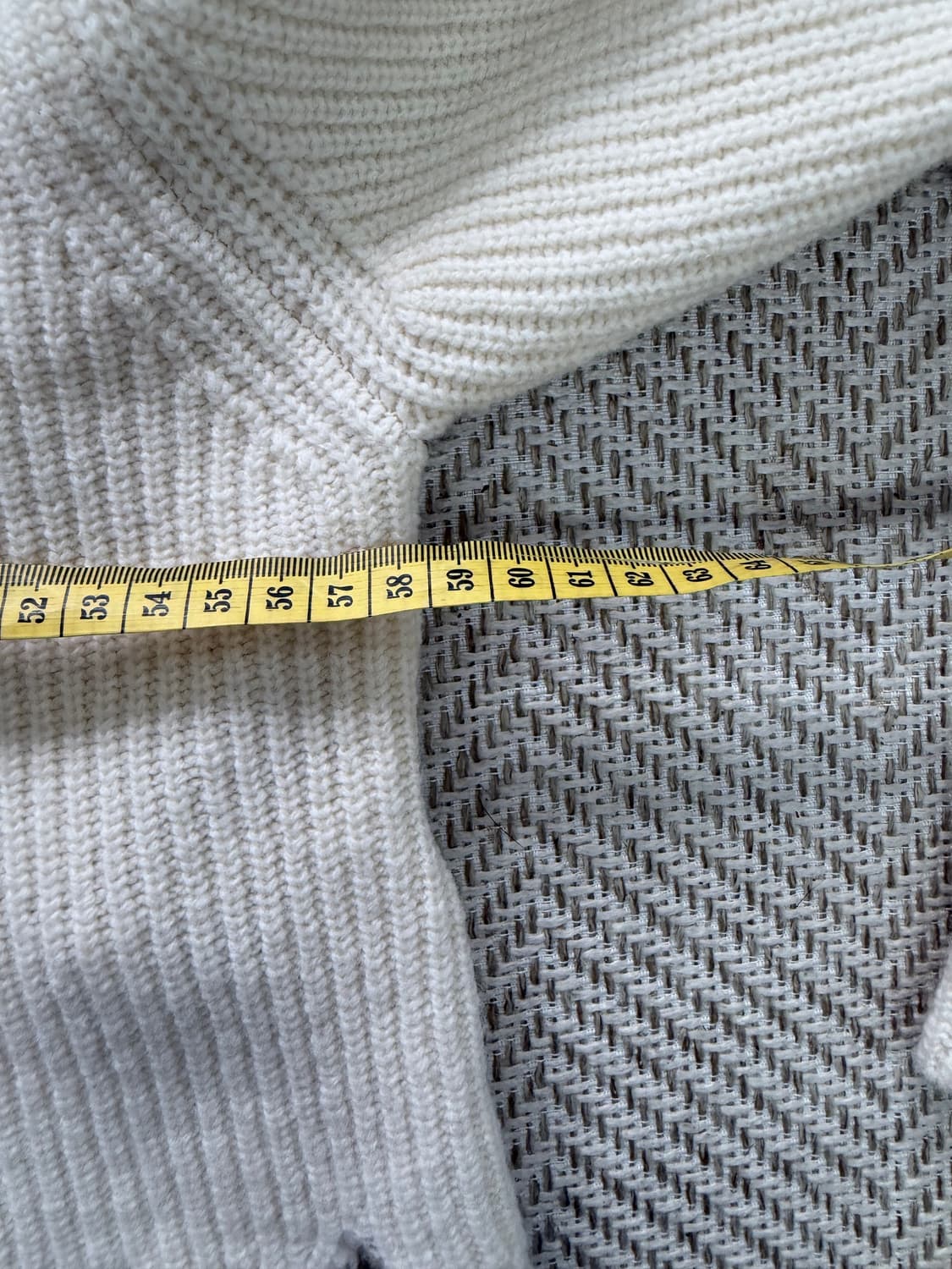 정품) 시스템 한섬 23ss 오버핏 크롭 데미지 니트 스웨터 90 상품이미지9