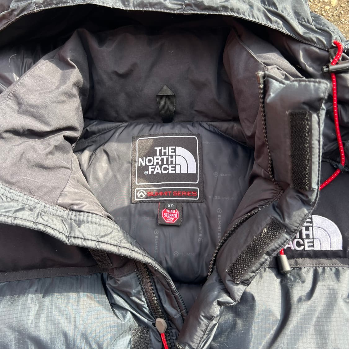 노스페이스 700 써밋 블랙 패딩 상품이미지4
