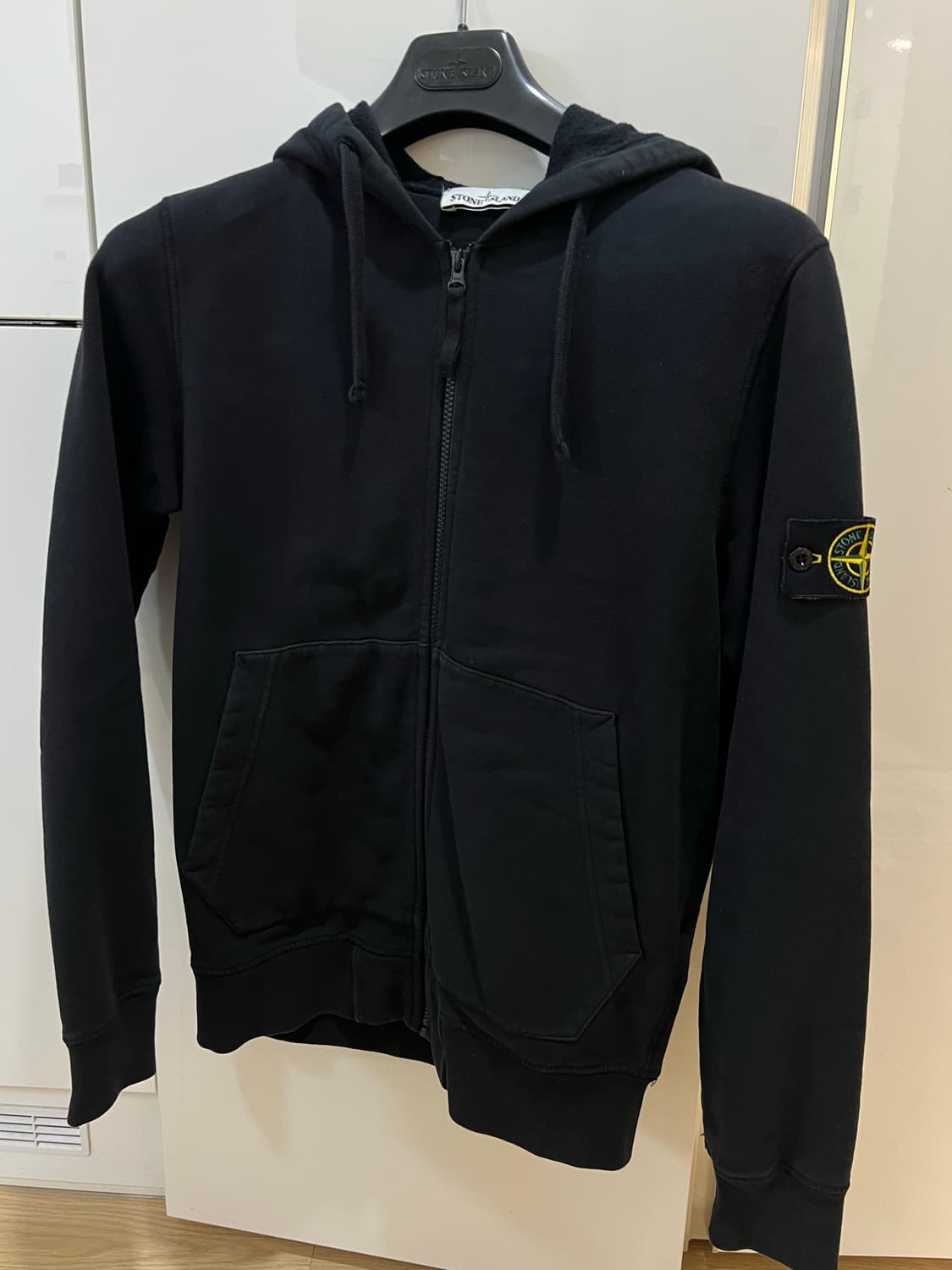스톤아일랜드 후드집업 M 상품이미지1