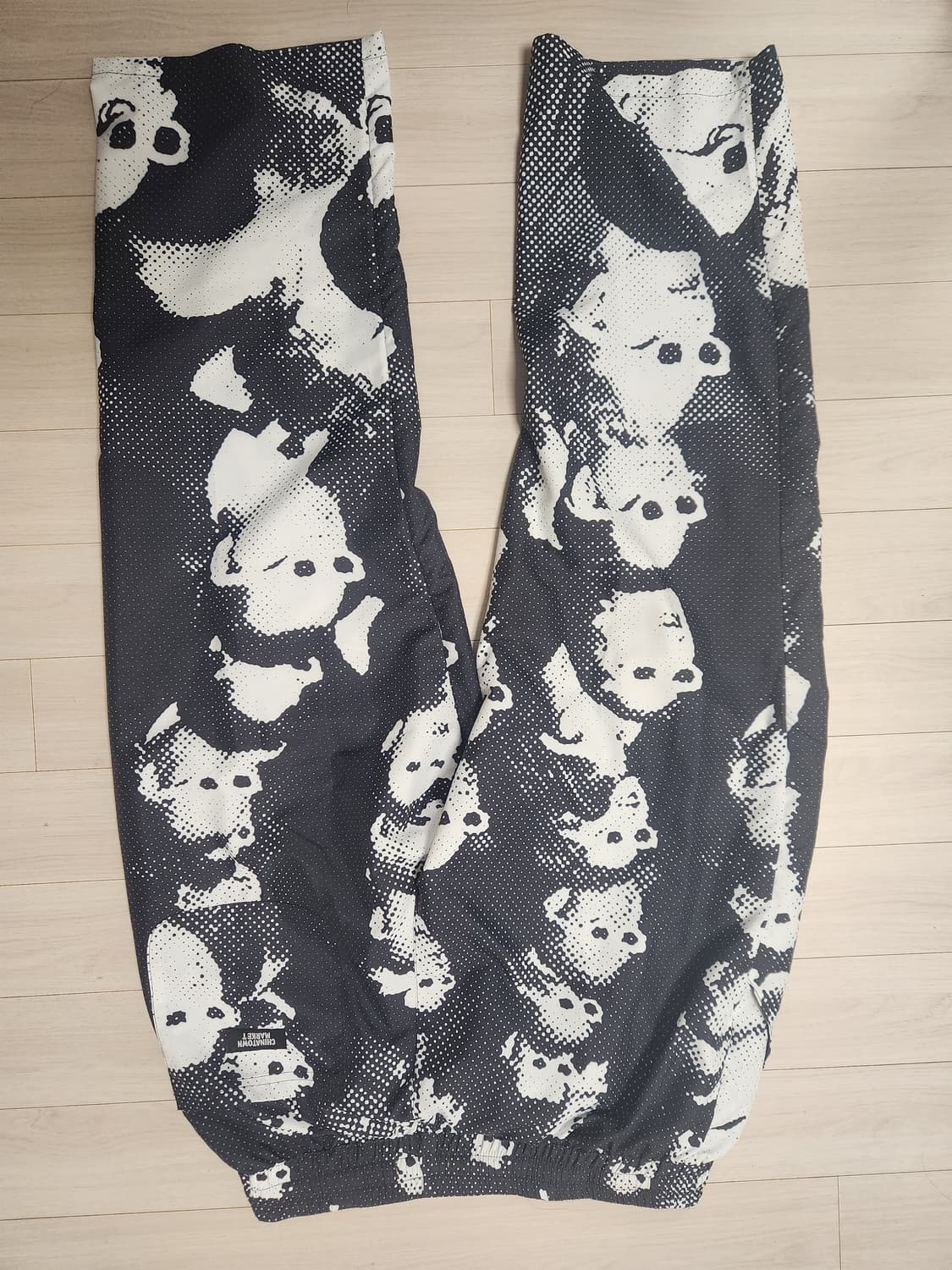 차이나타운 마켓 씨어터 그래픽 팬츠 상품이미지2