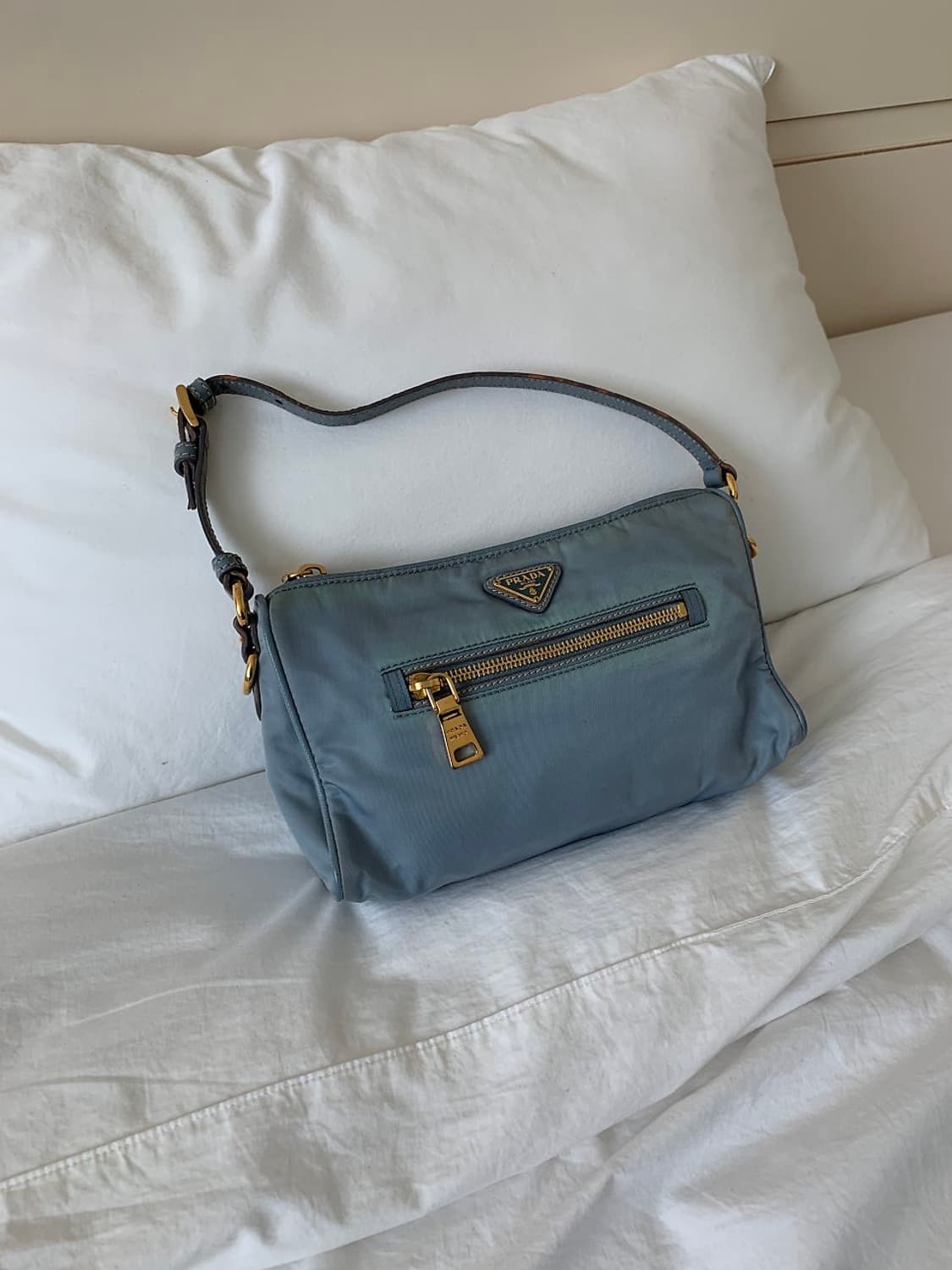 프라다 나일론 포치 미니백 상품이미지5