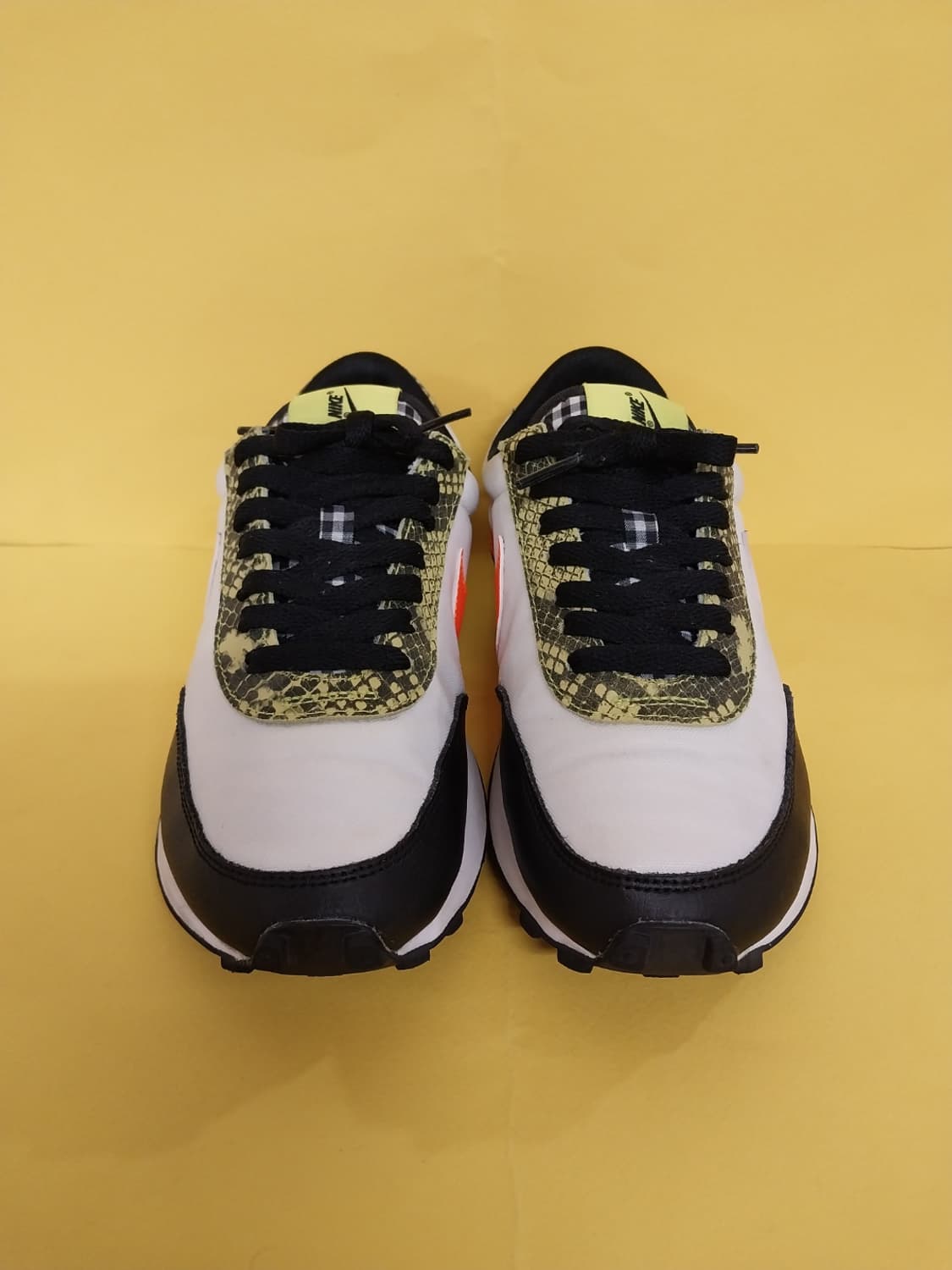 여성 나이키 데이브레이크 토탈 오렌지블랙 운동화 (240) 상품이미지2