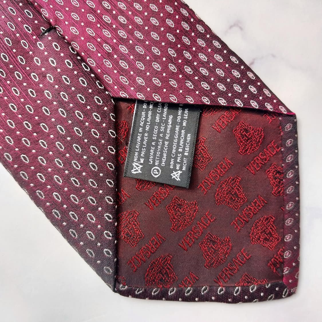 베르사체 실크 와인 도트 패턴 넥타이 9.2cm A+등급 K2102
 상품이미지6