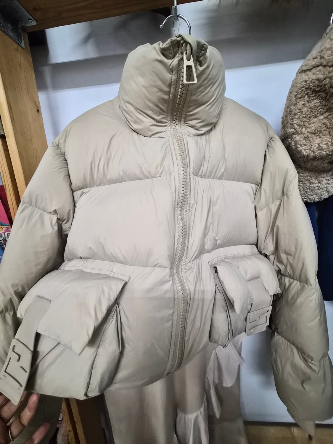 디젤 푸퍼 숏패딩 상품이미지2