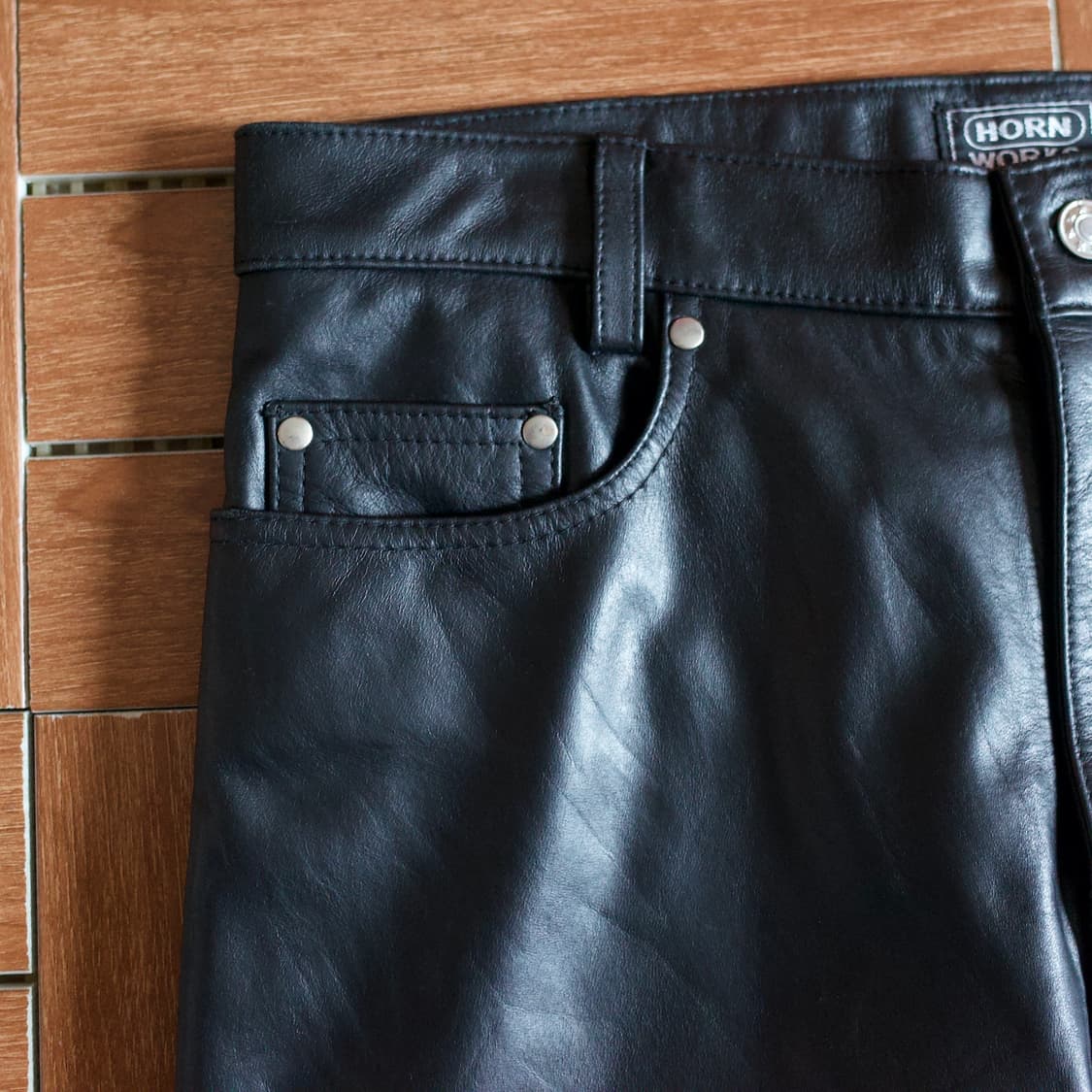 Horn Works cow-hide leather pants 상품이미지3