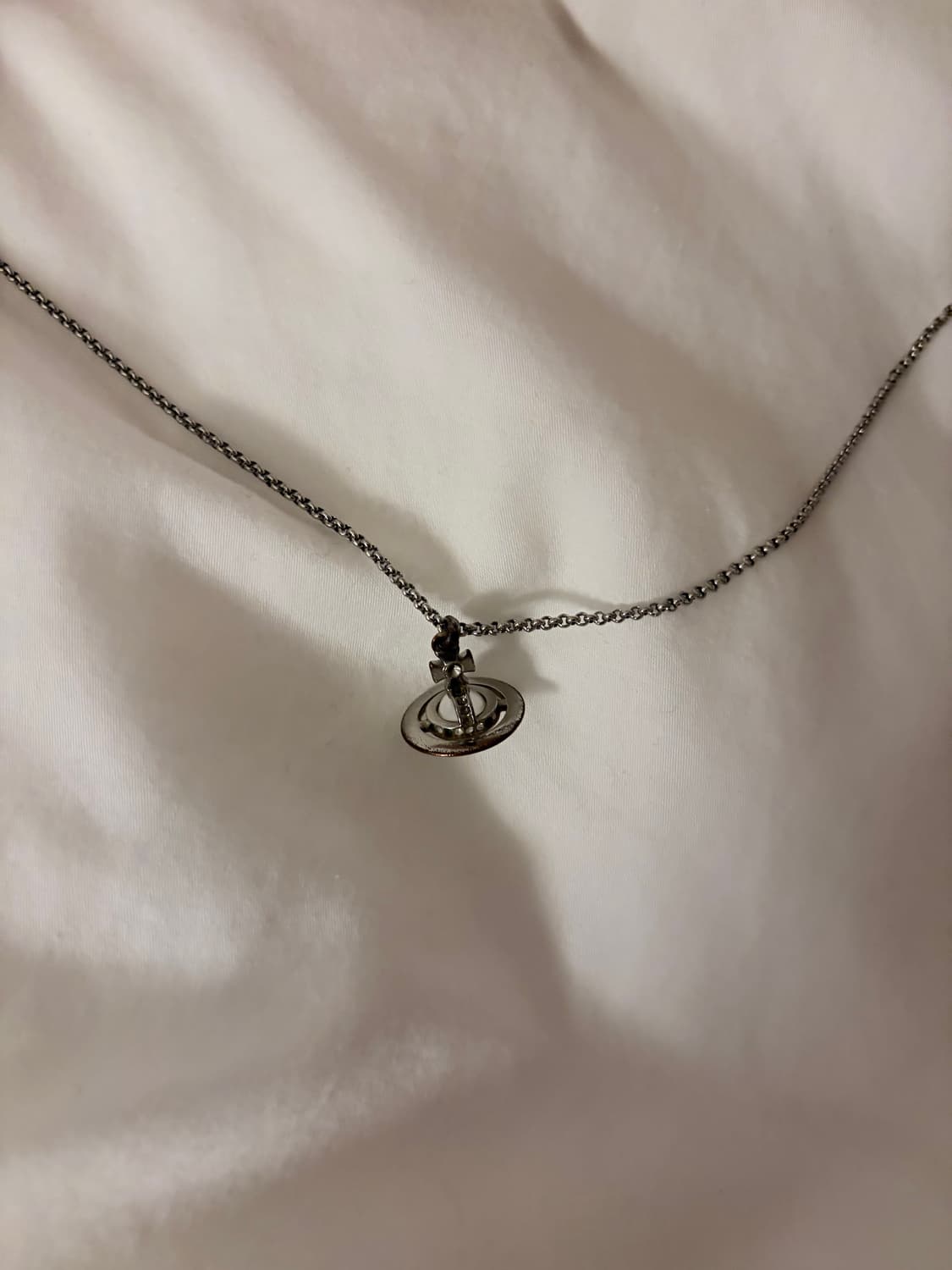 비비안 뉴 타이니 오브 팬던트 실버 목걸이 정품 상품이미지3