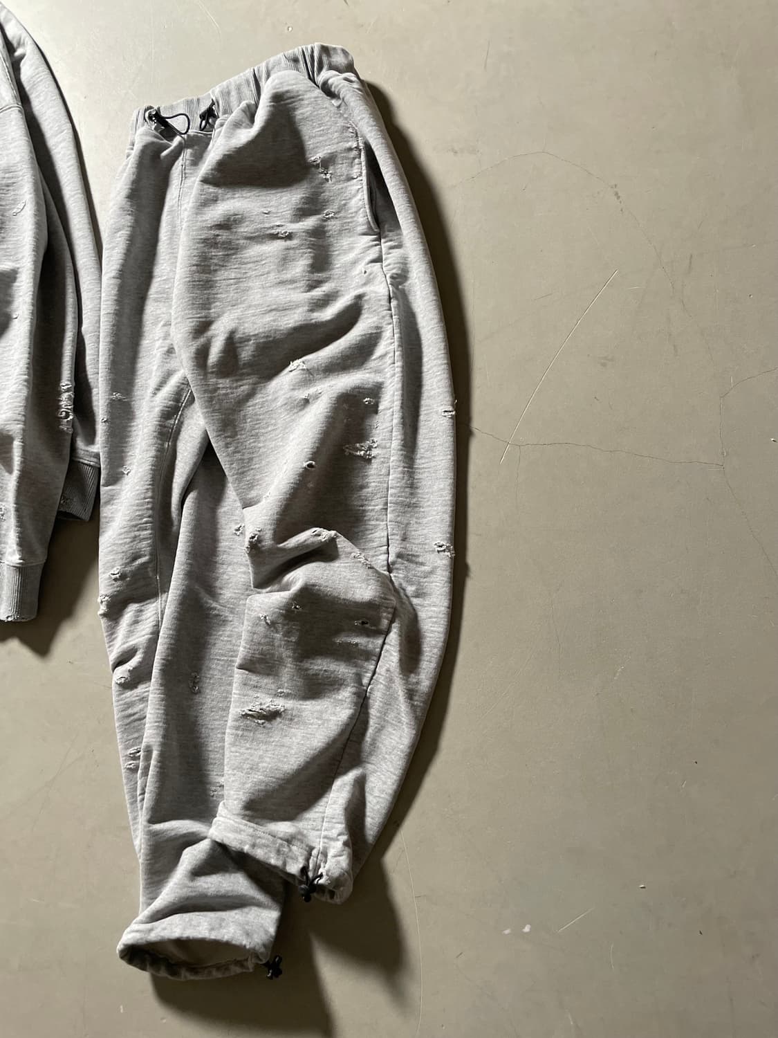 KZ Atelier Distressed Sweat Setup 상품이미지5