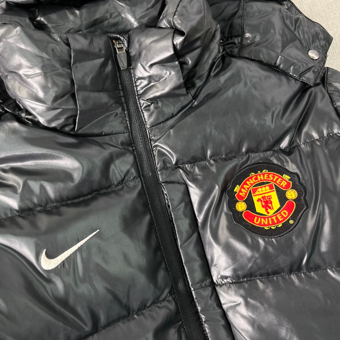 95 나이키 맨유 유광 구스 패딩 상품이미지2