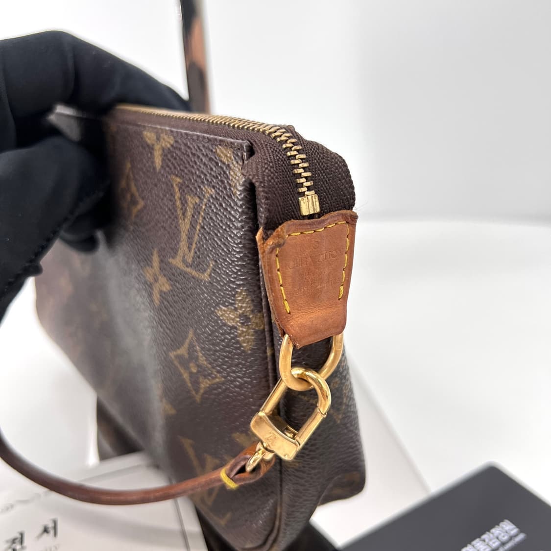 [감정완료] 루이비통 모노그램 포쉐트 악세서리 포치백 상품이미지8