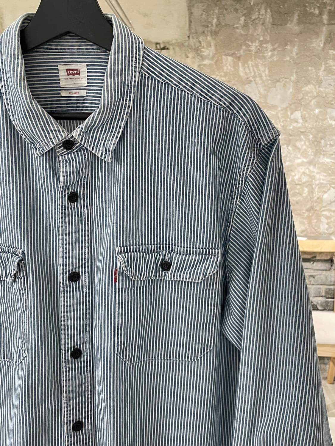 리바이스 레드탭 릴렉스드 트윈 포켓 히코리 셔츠 상품이미지3