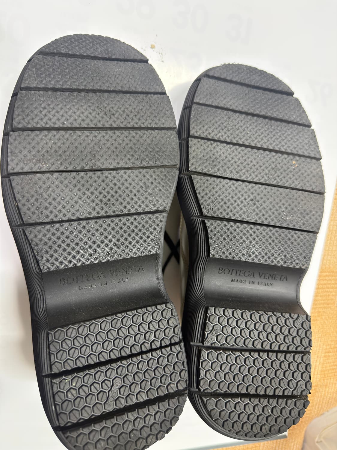 보테가베네타 바운스 더비 슈즈 39사이즈(250) 판매 상품이미지4