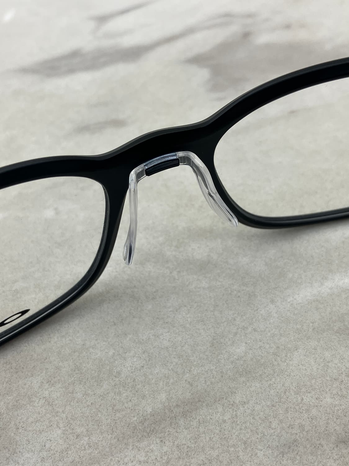 오클리 OAKLEY 마일스톤 사틴블랙 소프트 스퀘어 뿔테 안경 상품이미지4