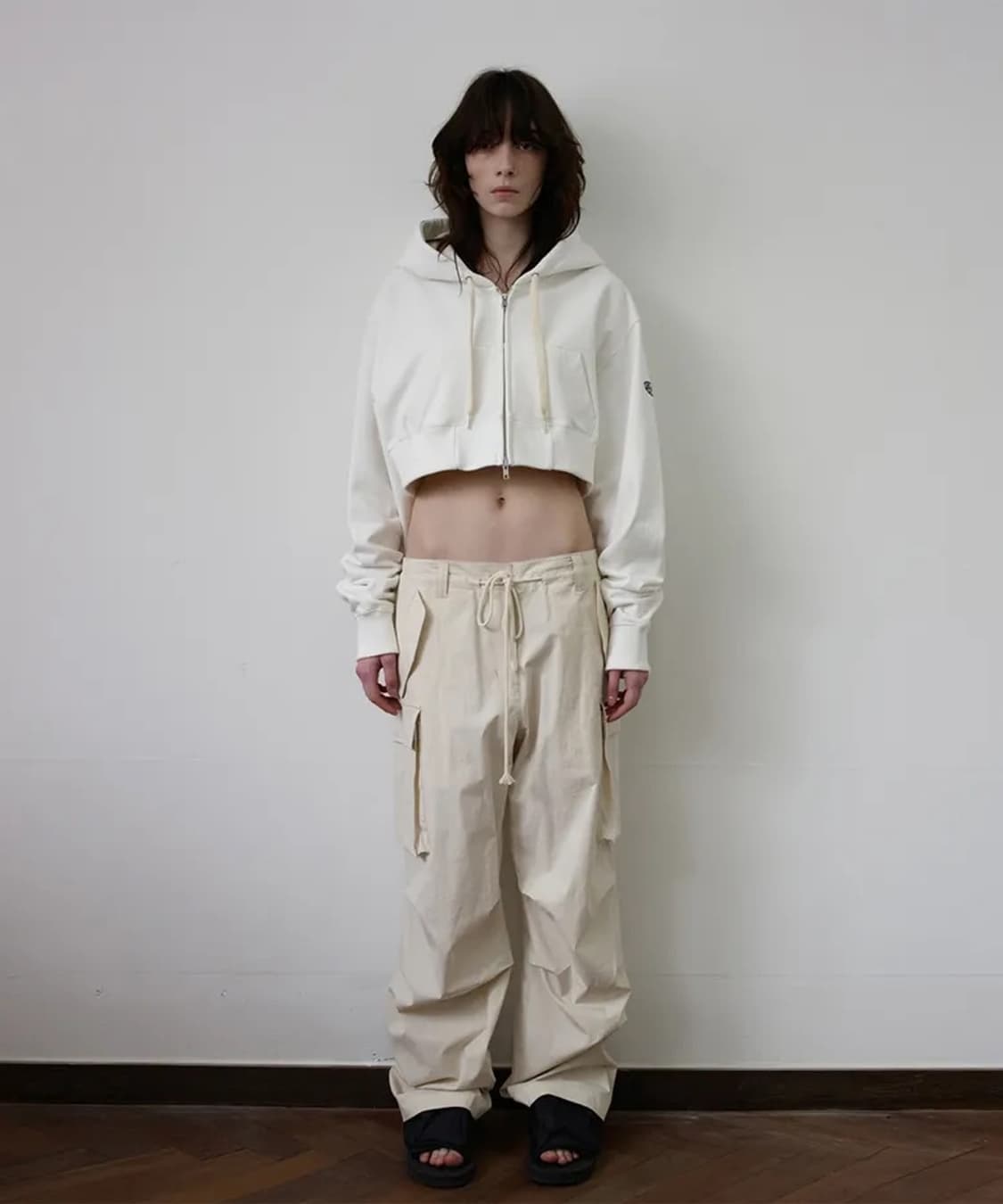 에스이오(s/e/o) CROPPED HOOD ZIP UP 상품이미지4