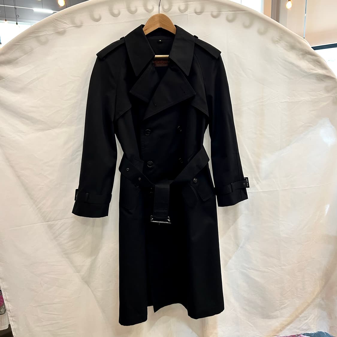 YvesSaintLaurent 입생로랑 벨티드 트렌치코트  상품이미지4