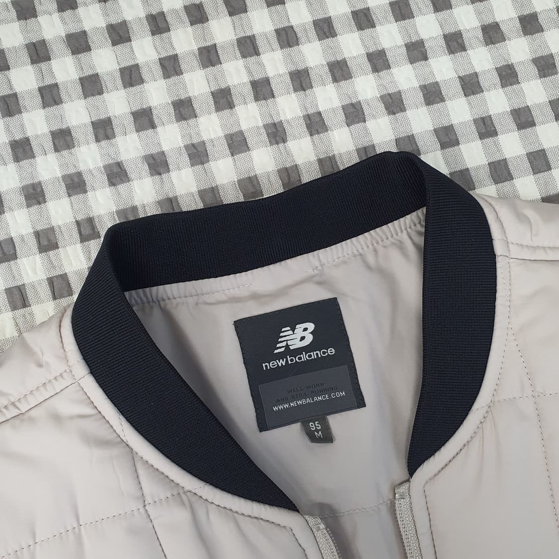 뉴발란스 경량패딩 자켓 남자95~100 상품이미지2