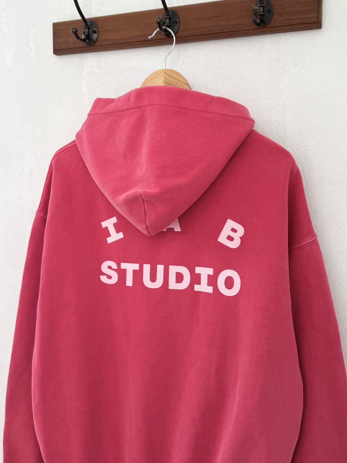 아이앱스튜디오 피그먼트 핑크 후드 상품이미지1
