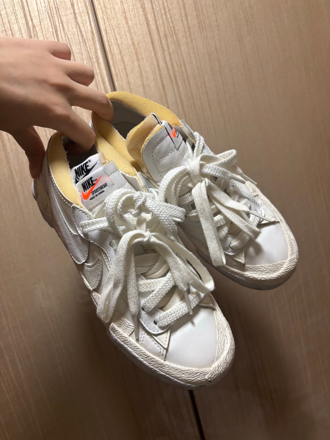 나이키x사카이 블레이저 로우 화이트 235 상품이미지1