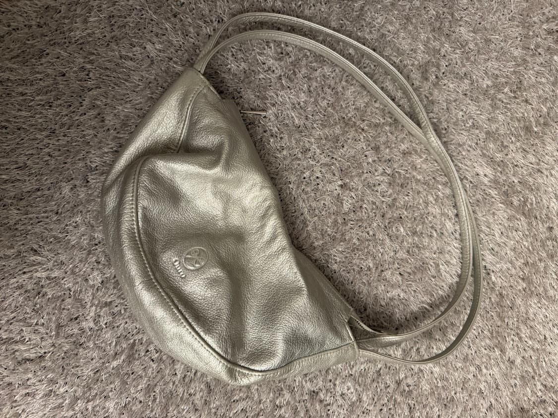 아우로 실버백 상품이미지1