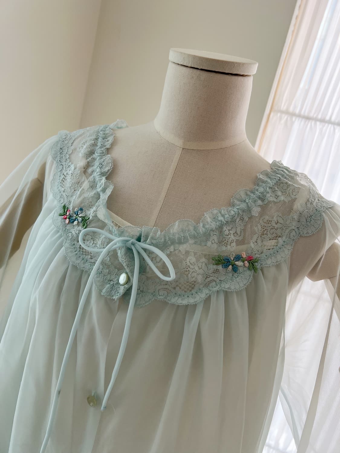 민트 레이스 맥시 나이트드레스 상품이미지1