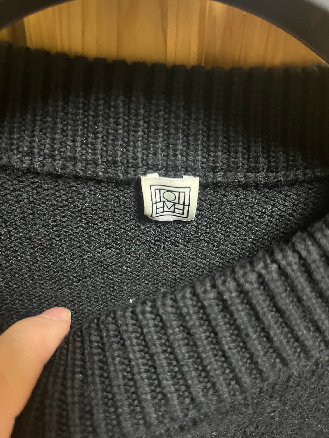 Toteme 토템 절개 롱 니트 원피스 상품이미지3