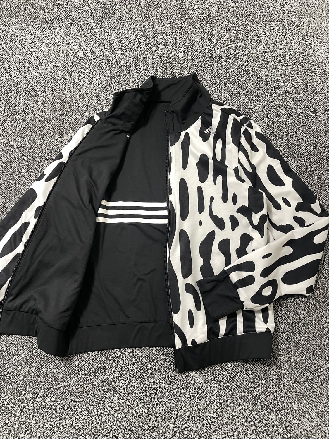 빈티지9. 아디다스 밀크카우 그래픽 리버시블 트랙탑 져지 점퍼 자켓 상품이미지4