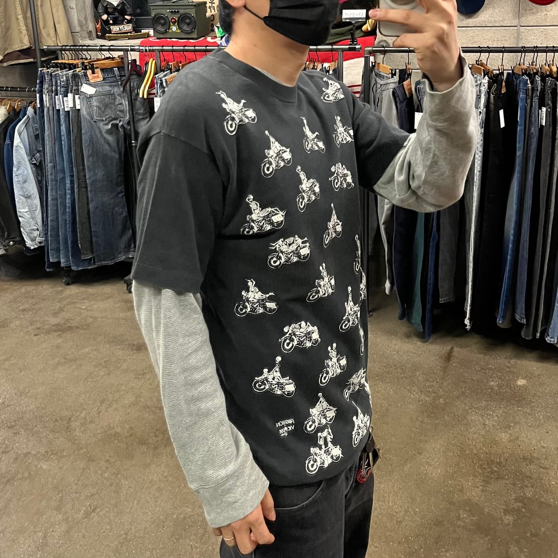 90s 빈티지 스켈레톤 섹스 포지션 티셔츠 (100) 상품이미지8