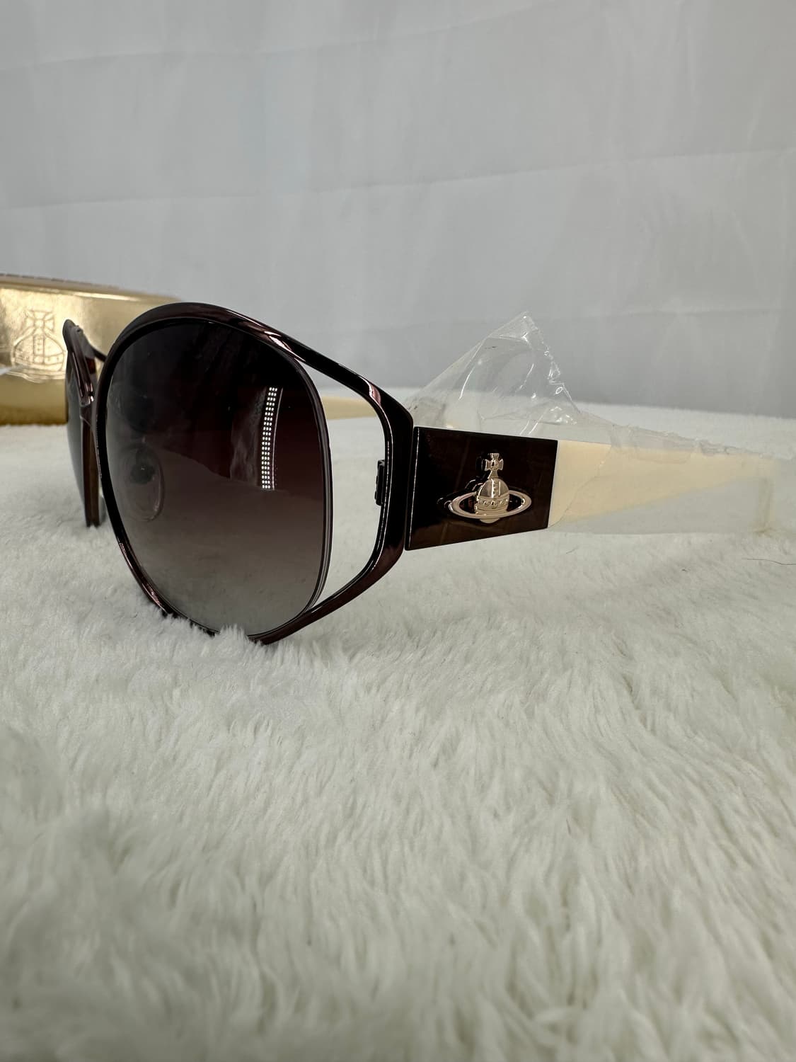 [새상품 무료배송] Made in Italy 비비안웨스트우드 선글라스 상품이미지3