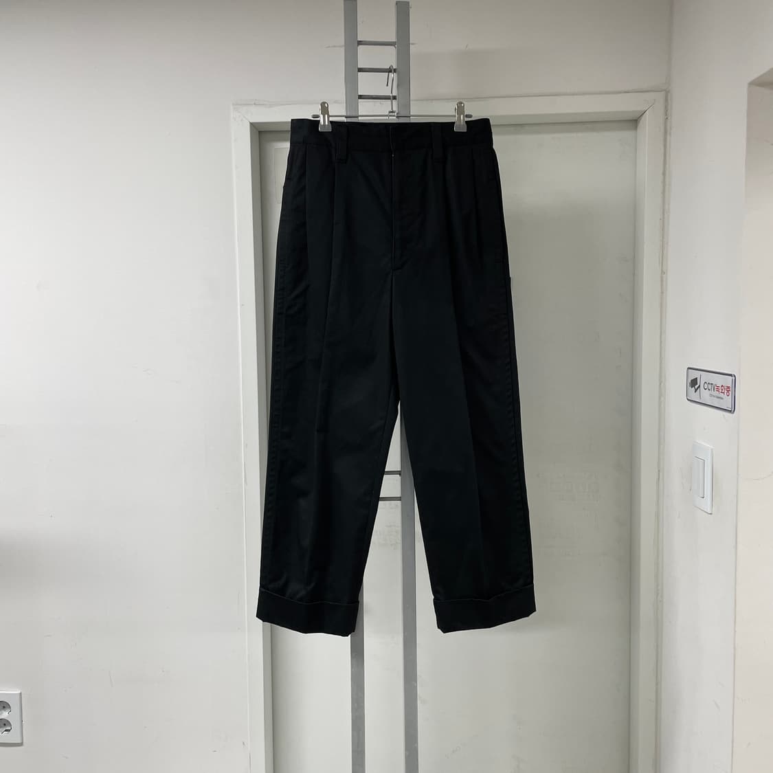 마크제이콥스 블랙 치노 팬츠 0(W) 상품이미지1